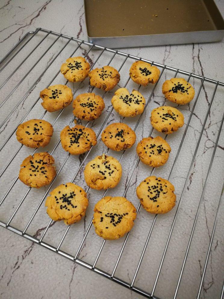 酥得掉渣的核桃酥