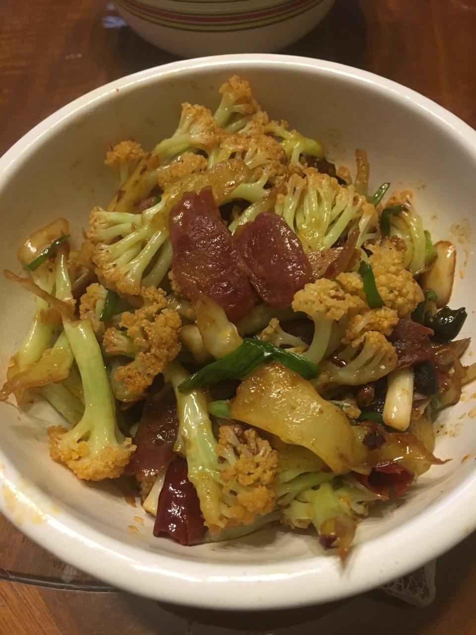 老丁的私房菜-干锅花菜