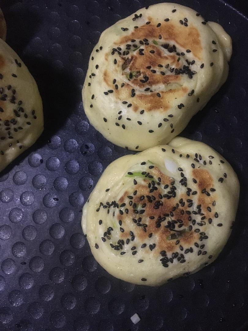 发面椒香葱花饼（超级宣软）
