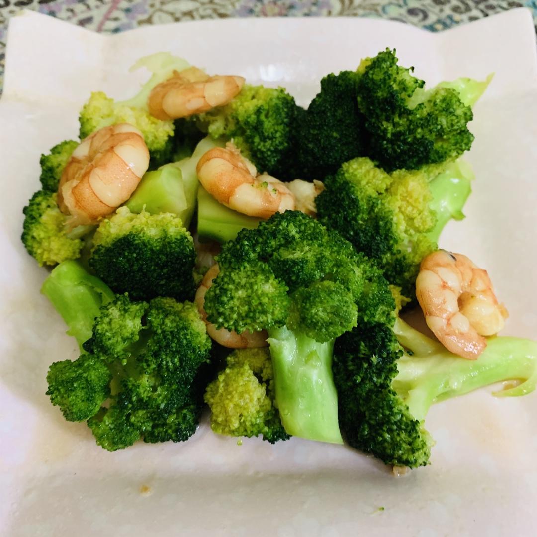 虾仁炒西兰花