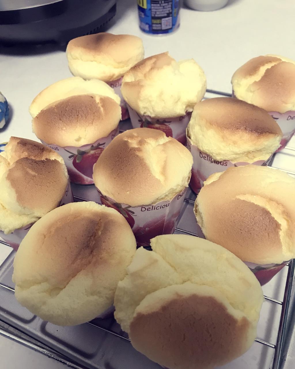 柠檬戚风小蛋糕