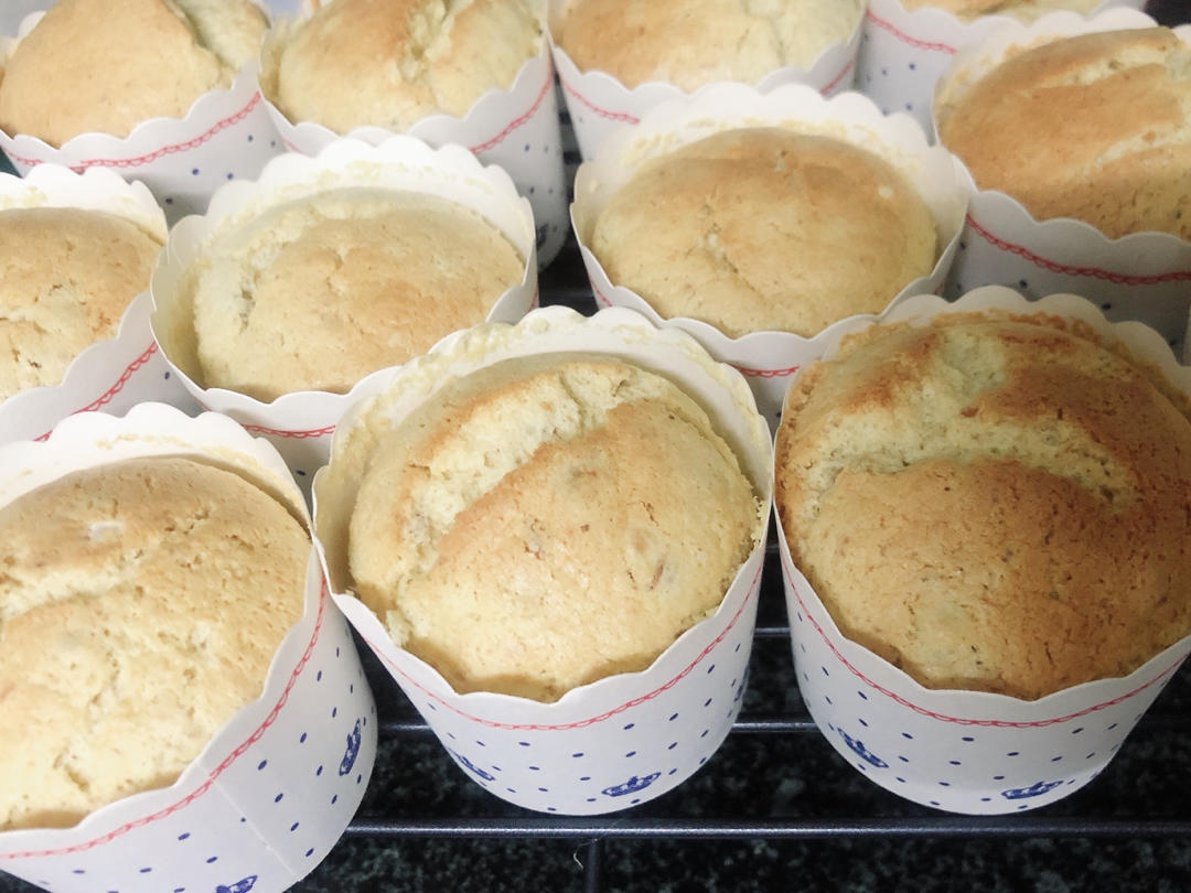 肉松拔丝小蛋糕