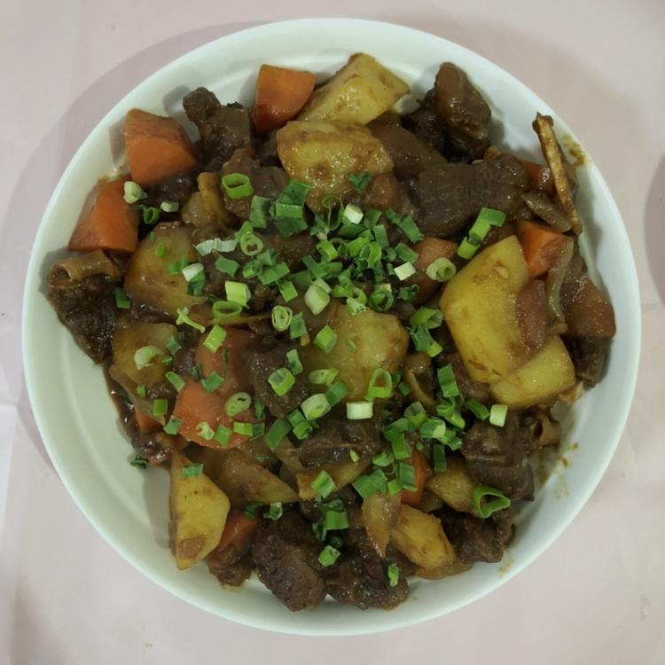 红烧牛肉土豆 （独家秘制）
