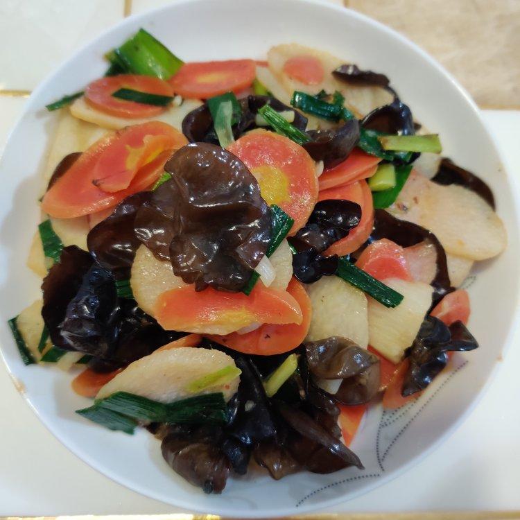 养生食谱之木耳炒山药