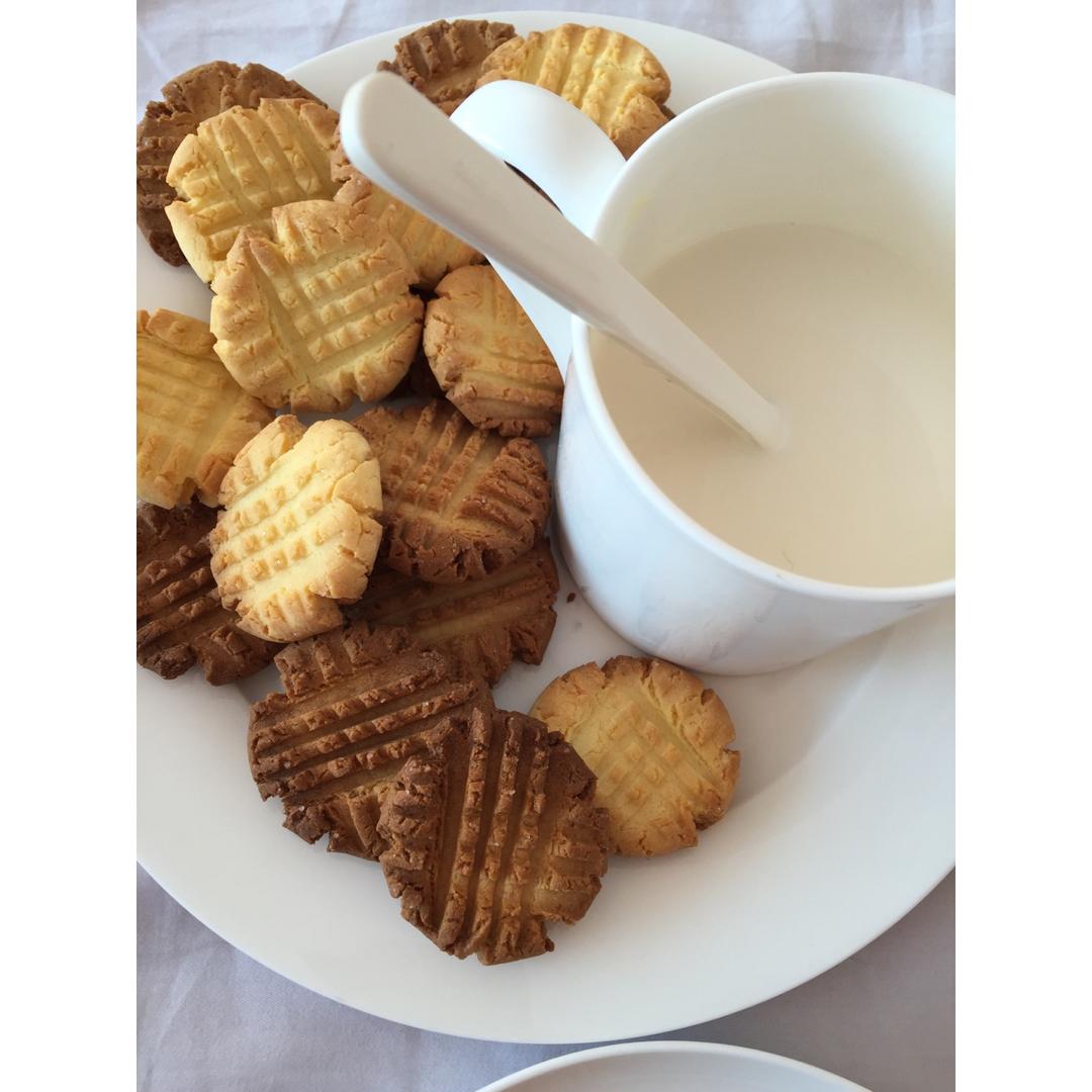 自制家庭月饼皮配方_自制家庭月饼简单做法_家庭自制月饼