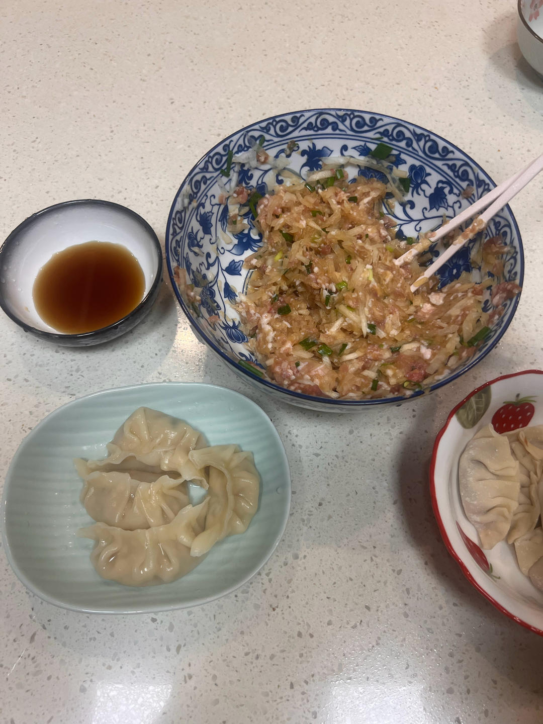 白萝卜鲜肉水饺