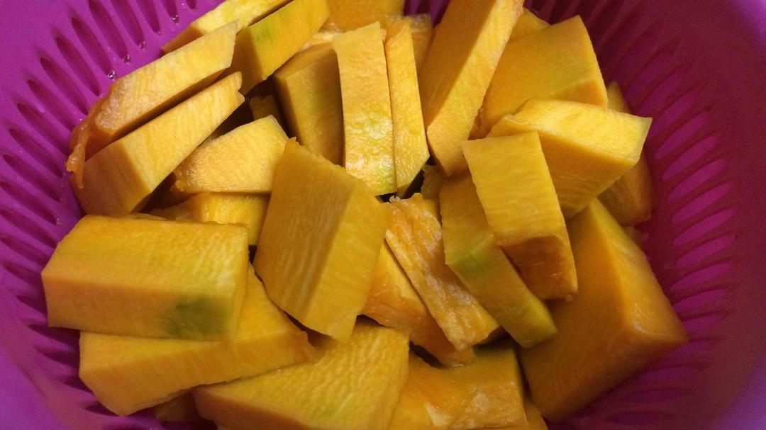 电饭煲版小米南瓜粥