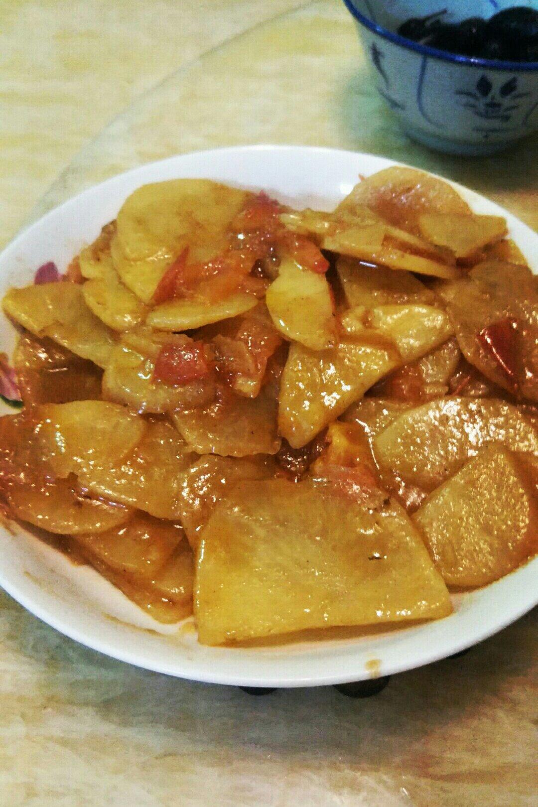 憨憨666做的西红柿炒土豆