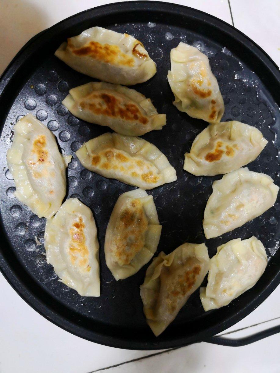 脆底煎饺