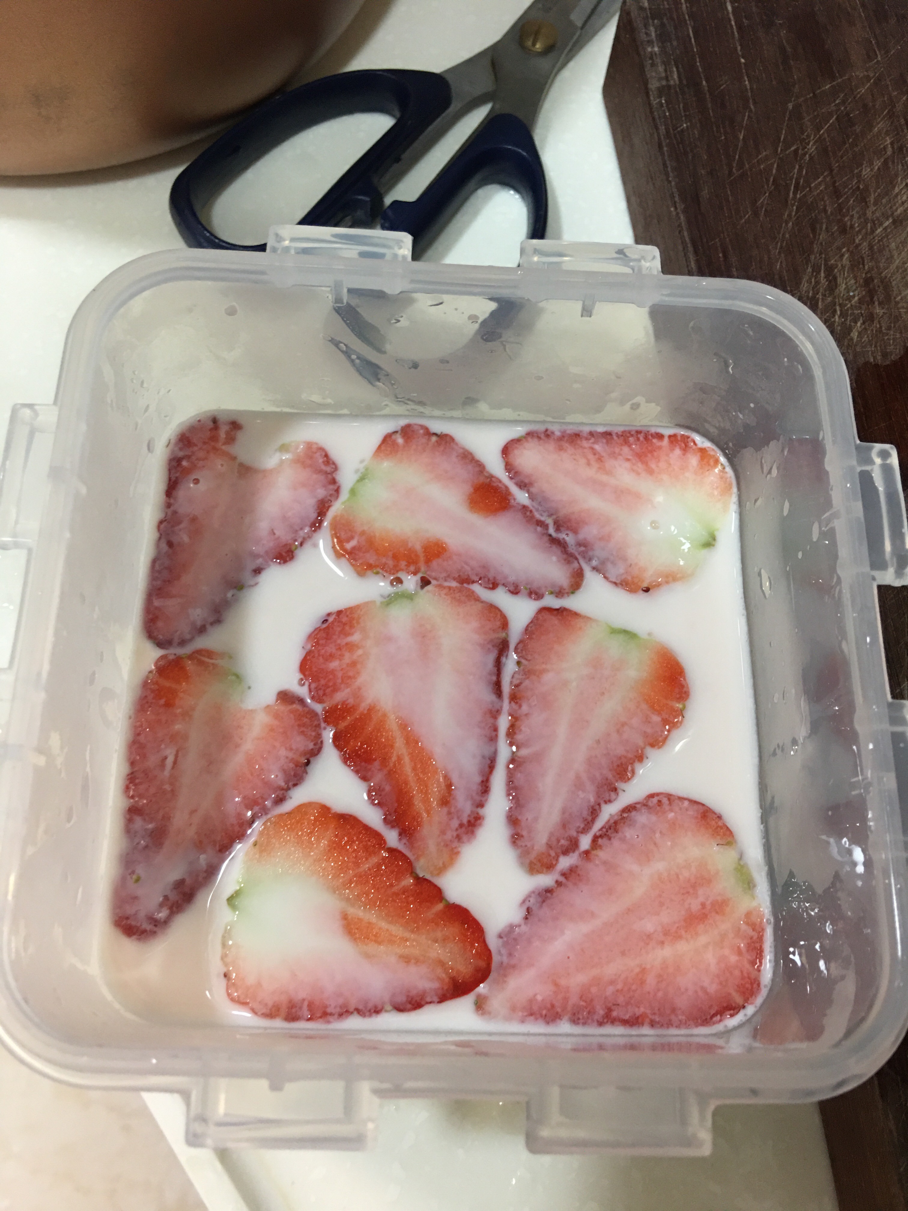 旺仔QQ糖草莓布丁的做法 步骤4