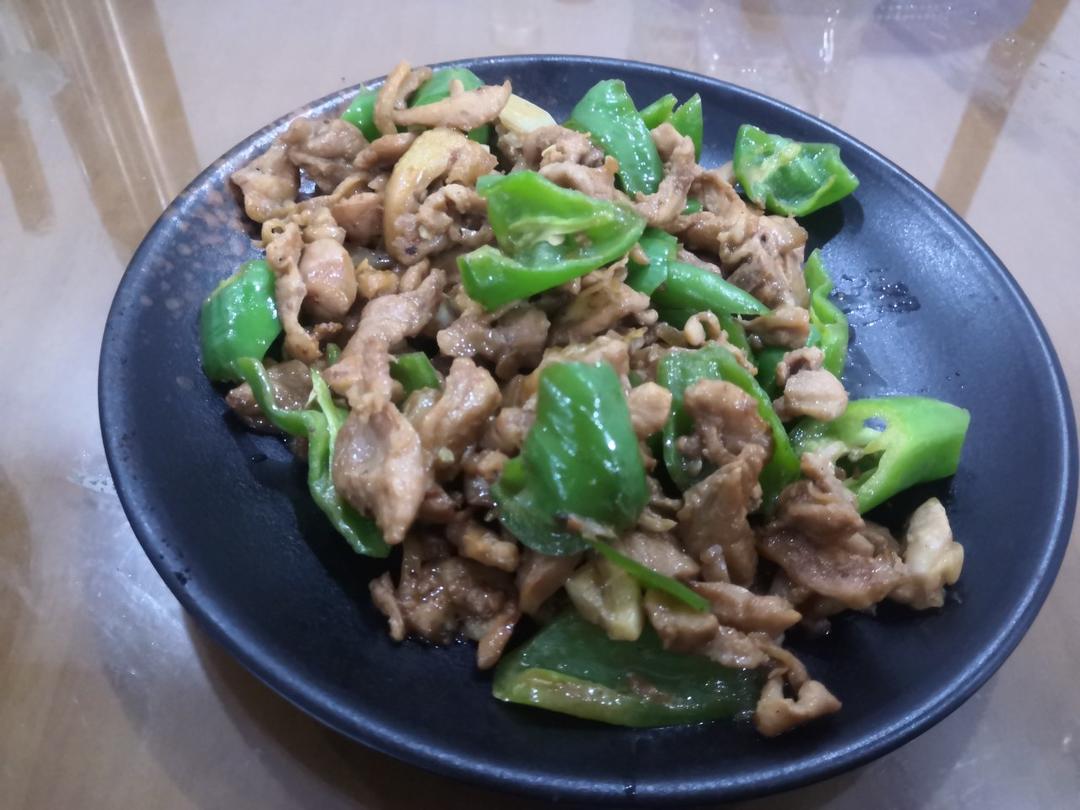 青椒炒鸡腿扒