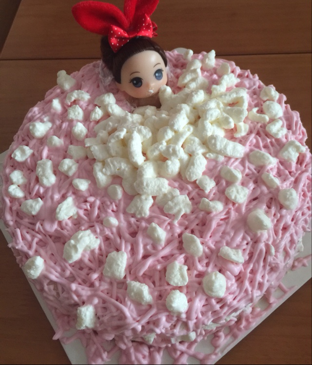 详细步骤制作泡泡浴娃娃蛋糕
