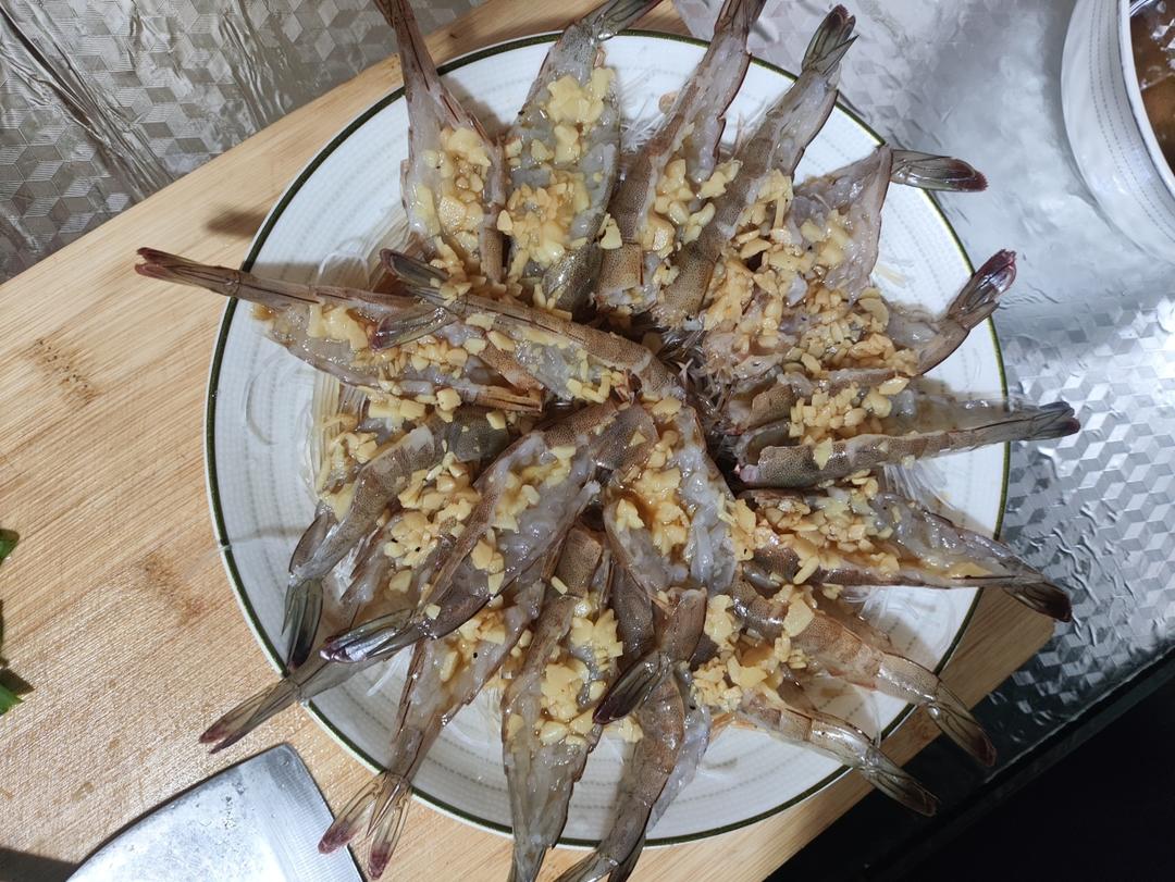 蒜蓉粉丝蒸虾