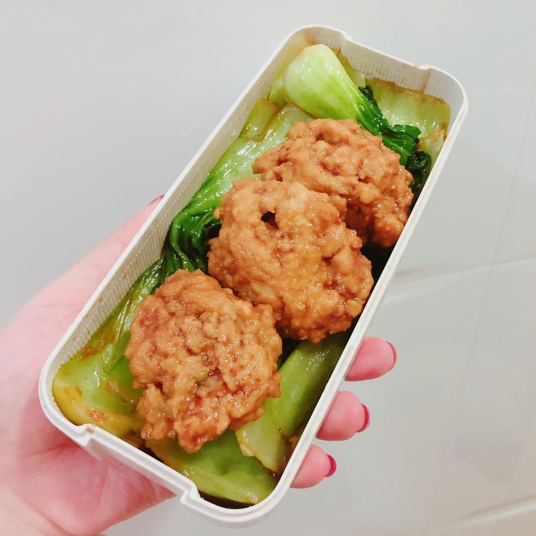 红烧青菜肉圆