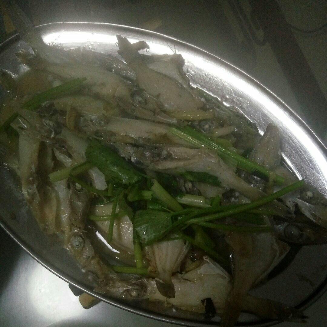 豆酱煮剥皮鱼