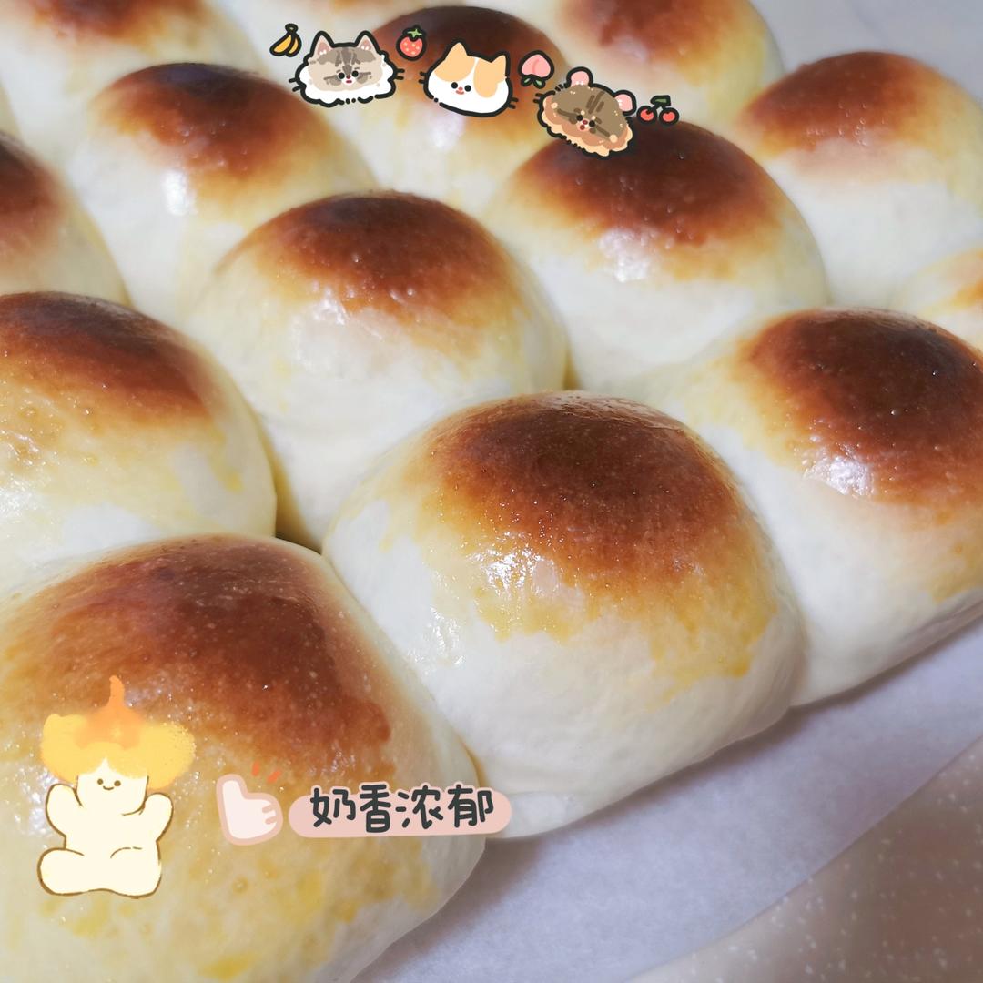 超级柔软的奶油奶酪椰蓉小餐包