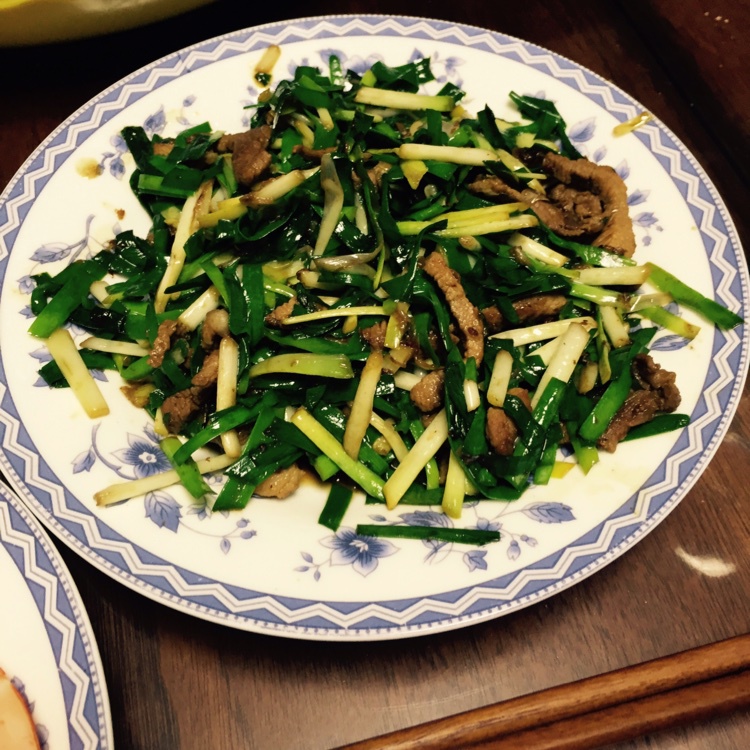 韭菜炒肉丝
