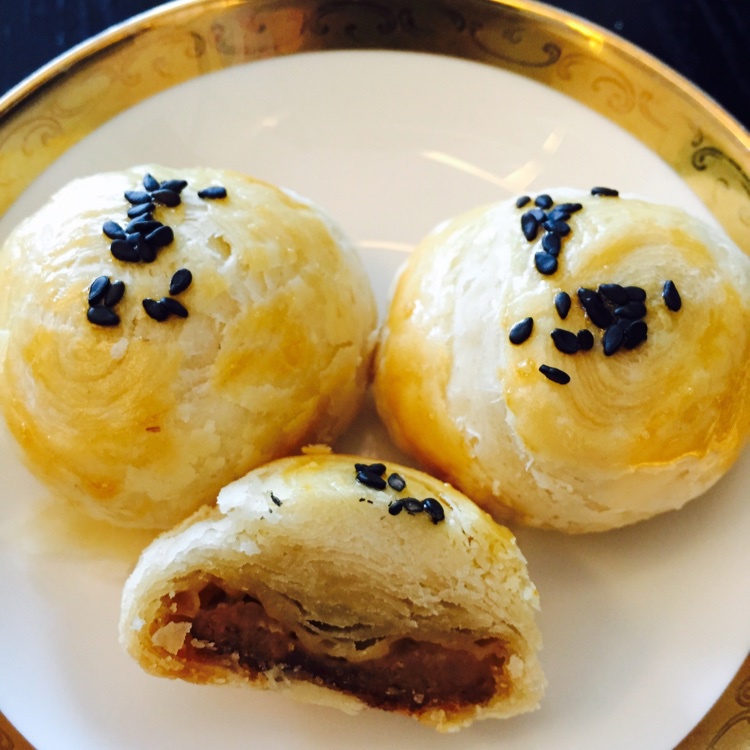 泳式鲜肉榨菜月饼