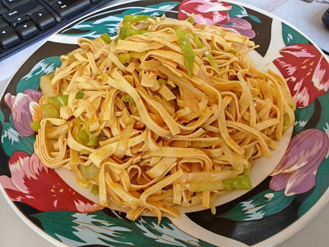 ‼️比辣条还好吃百倍〰️香辣豆皮✅零厨艺