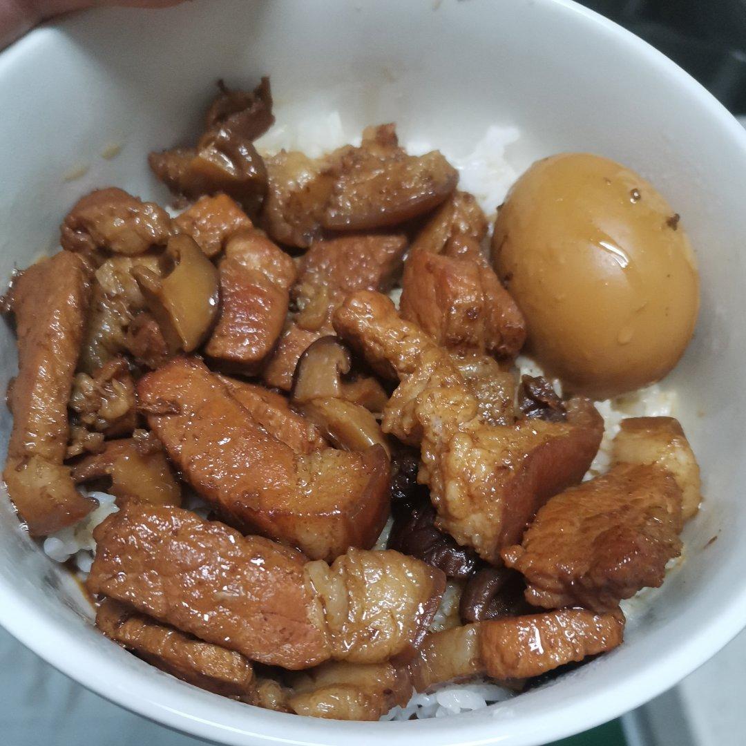 台式卤肉饭~
