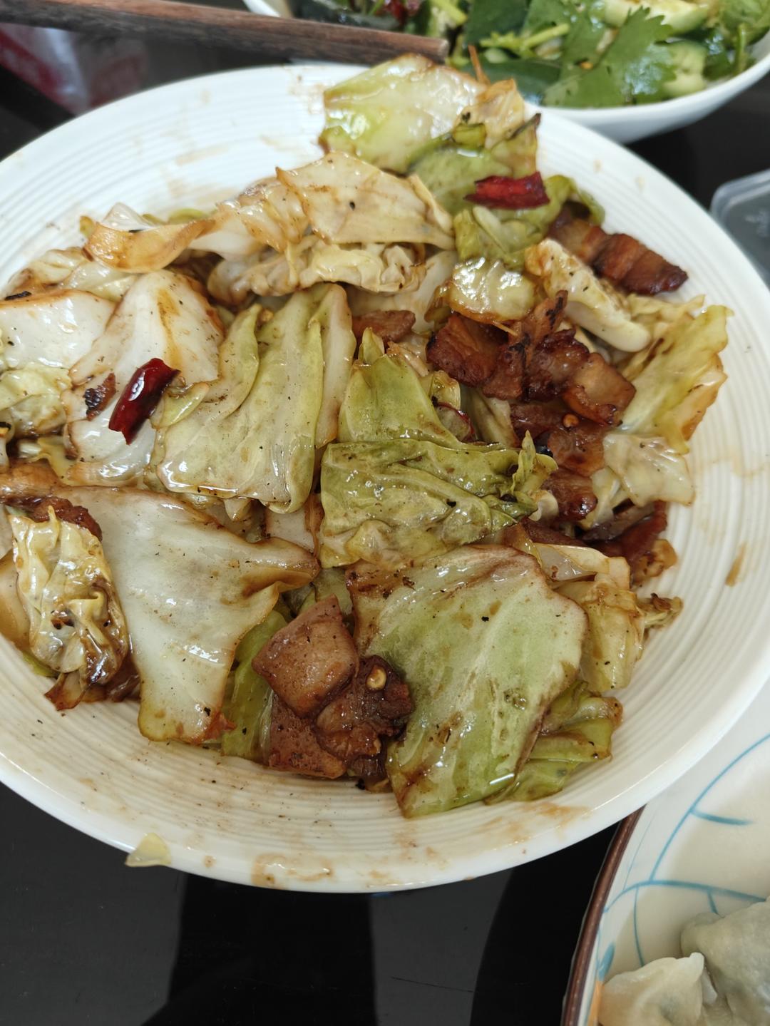 酱香干锅手撕包菜