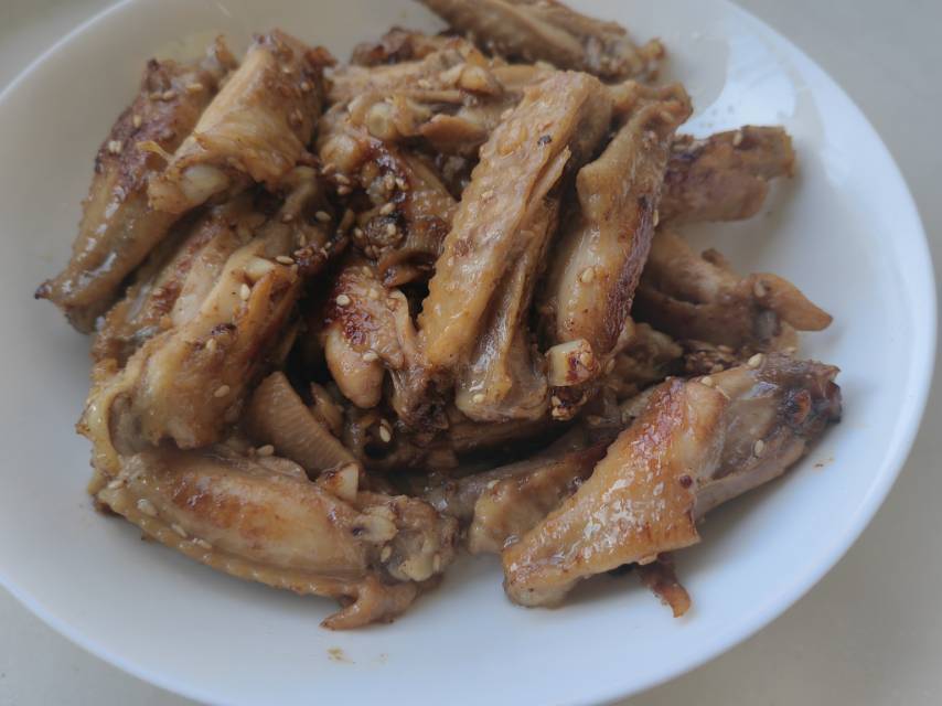 蒜香鸡翅，这才是鸡翅最好吃的做法