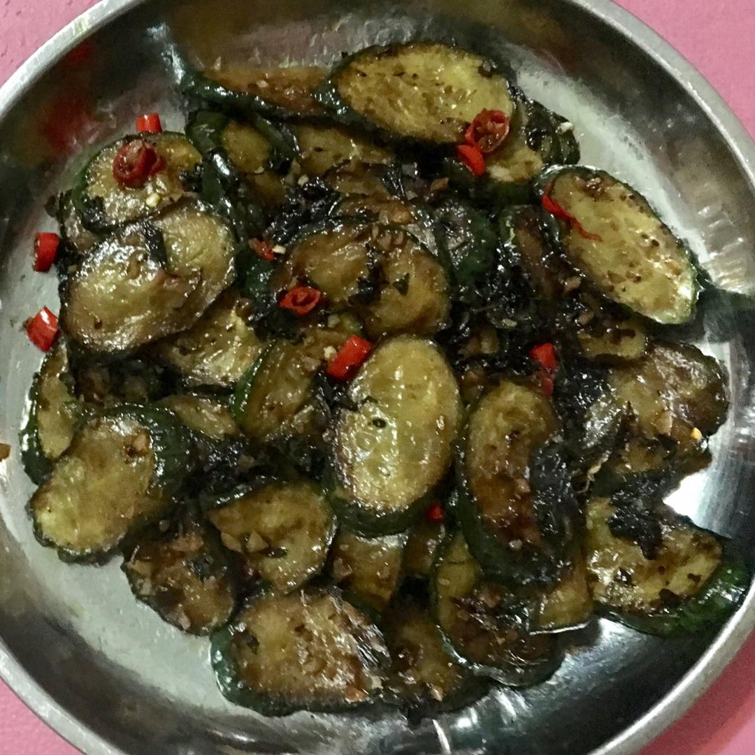 紫苏煎黄瓜