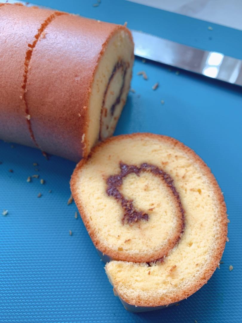 《Tinrry下午茶》教你做基础原味蛋糕卷