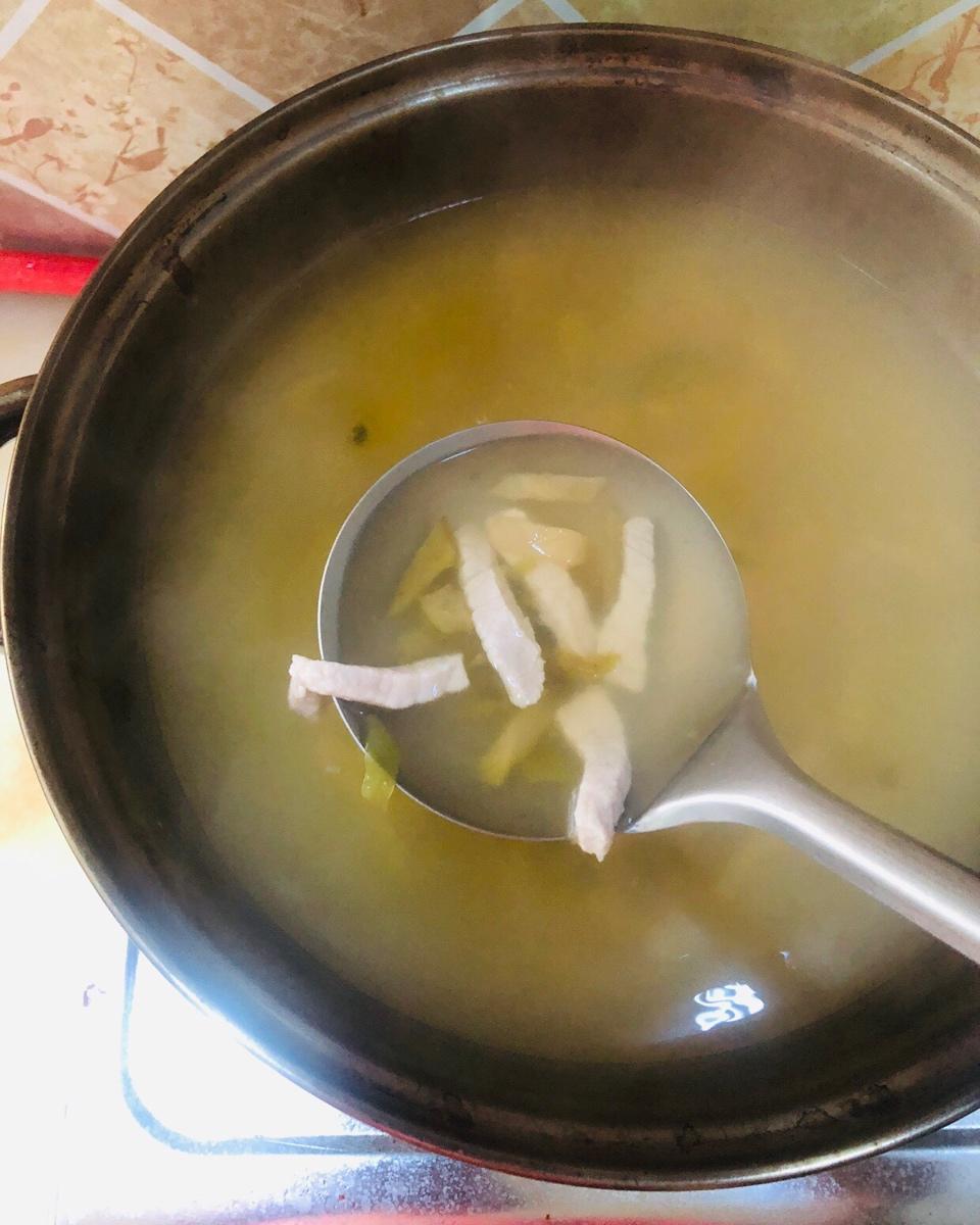 榨菜肉丝汤