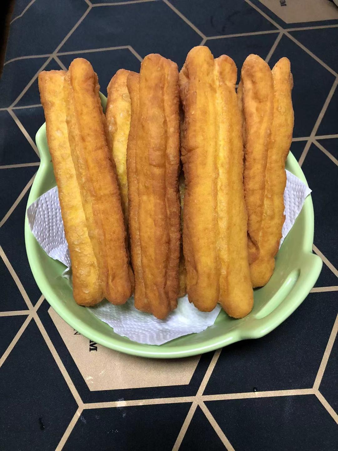 快手早餐～自制油条（酵母版，不含泡打粉、膨松剂）