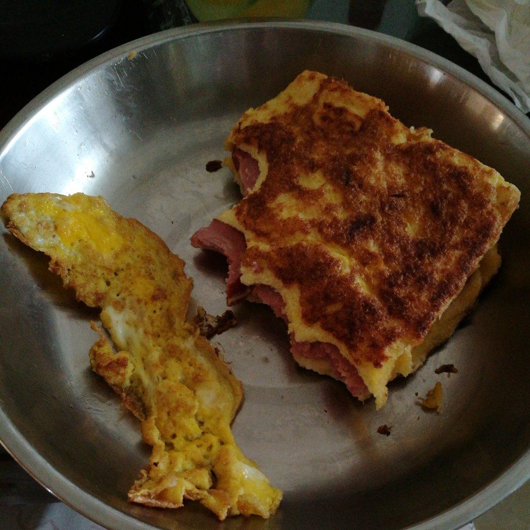 十分钟快手早餐【港式火腿西多士】