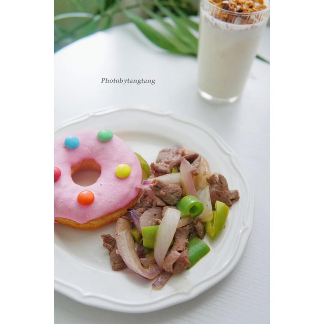 青椒洋葱炒牛肉丝