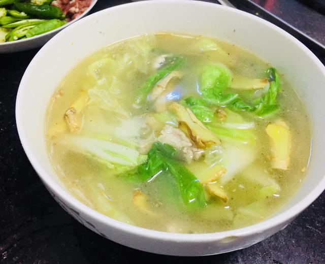 风寒感冒食谱—老姜肉片白菜汤的做法