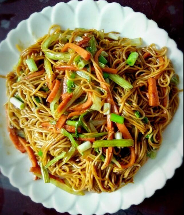 三丝炒面：炒面如何不粘锅