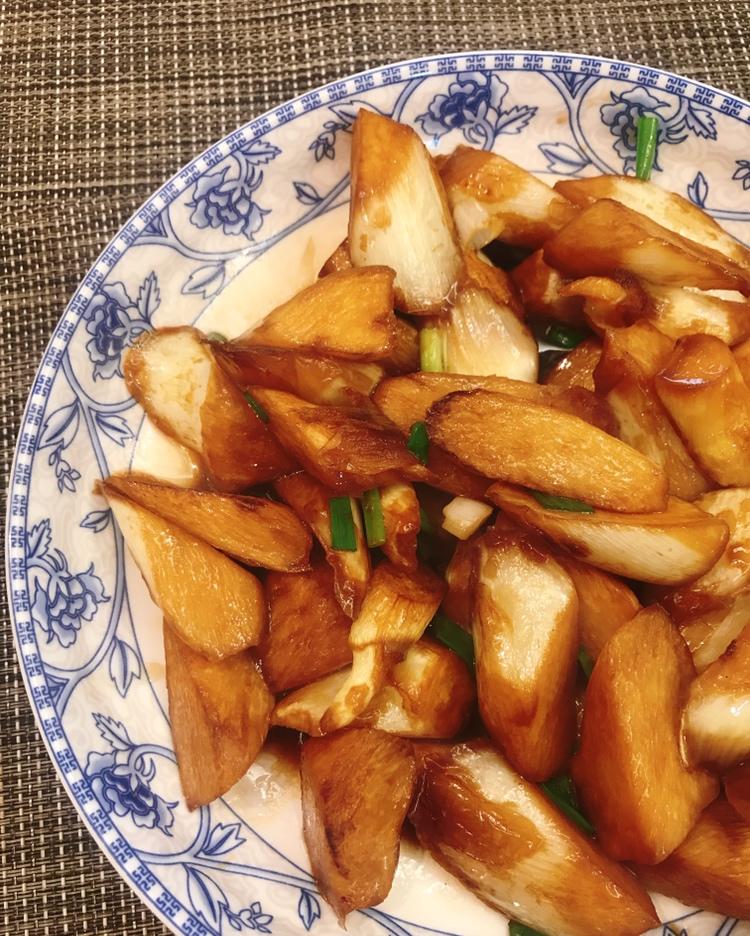 油焖茭白