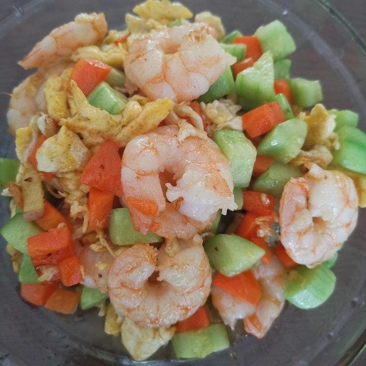 虾仁炒黄瓜胡萝卜