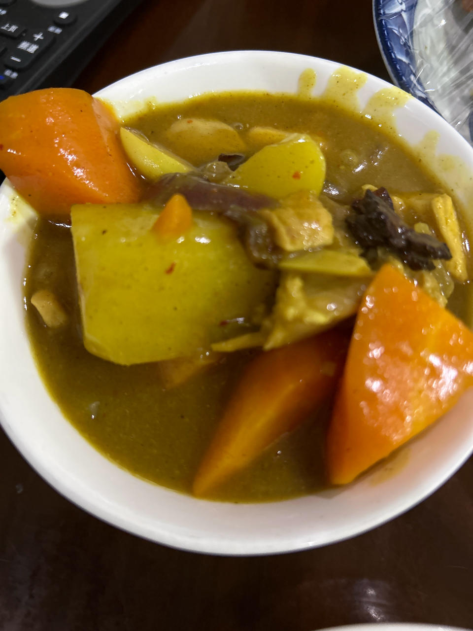 晚饭不费时☞咖喱鸡肉土豆