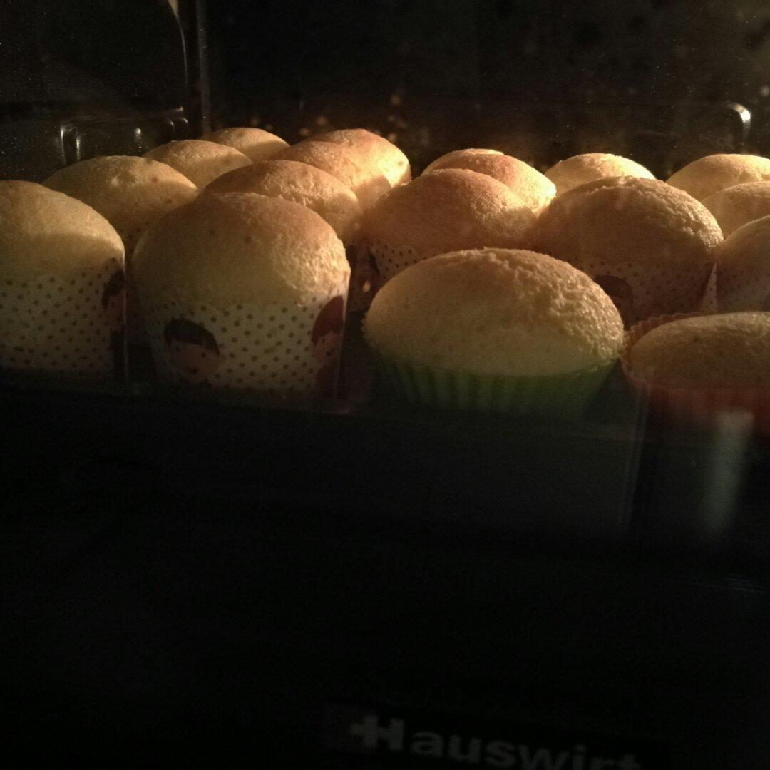 棉花纸杯蛋糕