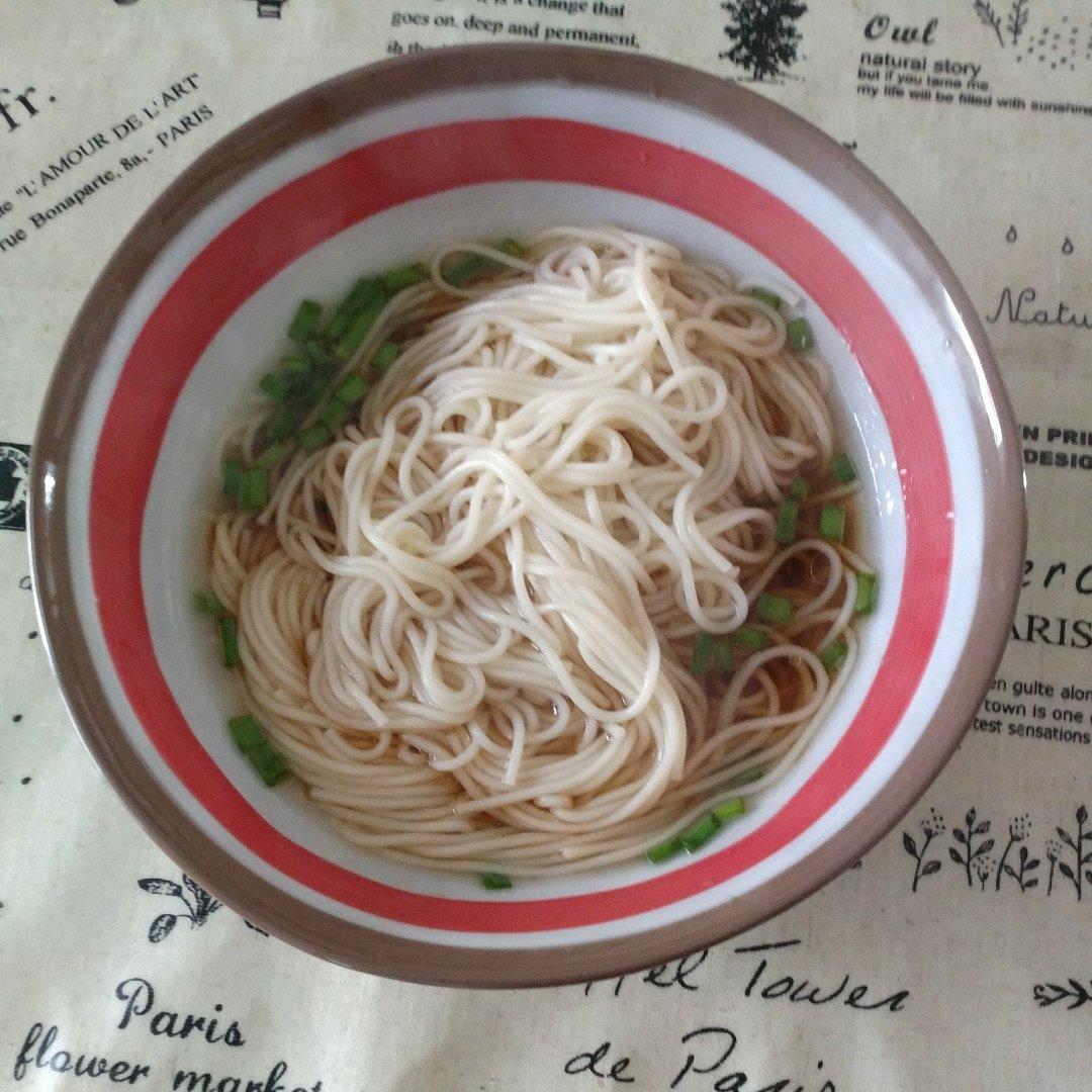 最美不过那碗阳春面