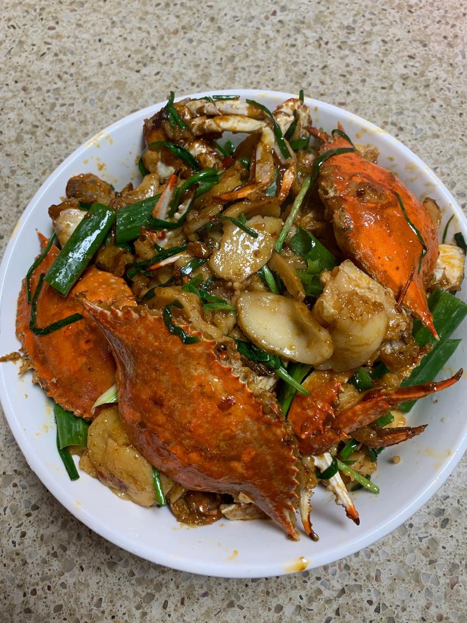 梭子蟹炒年糕的做法