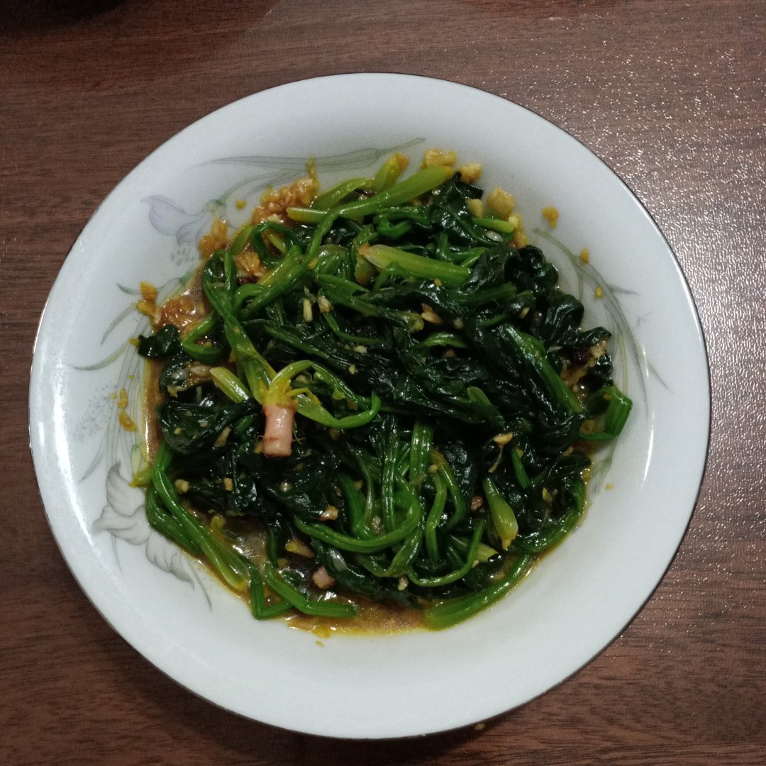 凉拌菠菜(家传秘方)