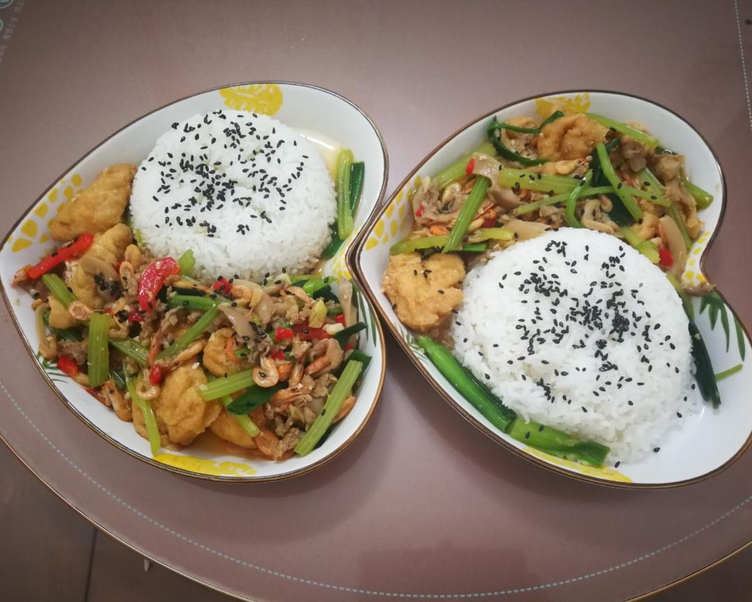 肉末芹菜油豆腐饭快手