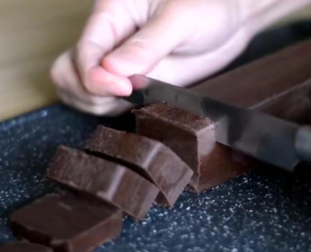 自制黑巧克力的做法