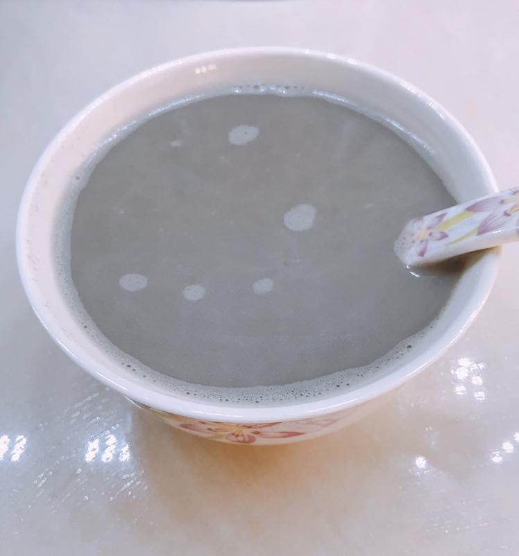 不善煮饭君做的核桃黑芝麻黑豆浆(催化血液循环我最棒)