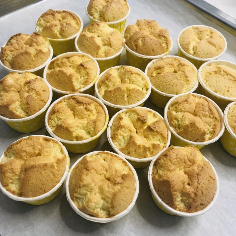 杯子蛋糕！超简单！