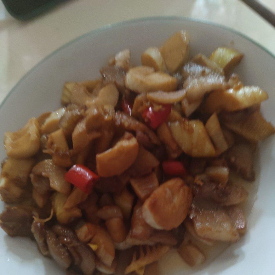 春笋炒肉（附这道菜的最佳打开方式）
