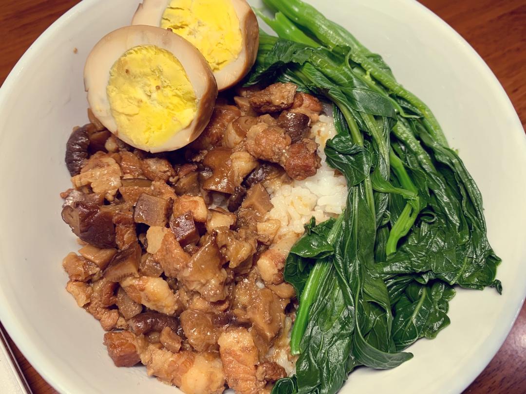 好吃到停不下来的卤肉饭