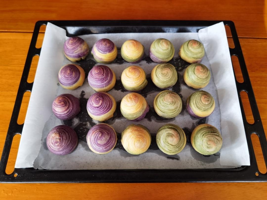 彩虹渐变蛋黄酥（无需揉出膜）