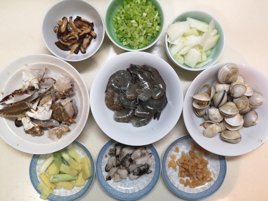 生滚海鲜粥/潮汕海鲜粥的做法 步骤10