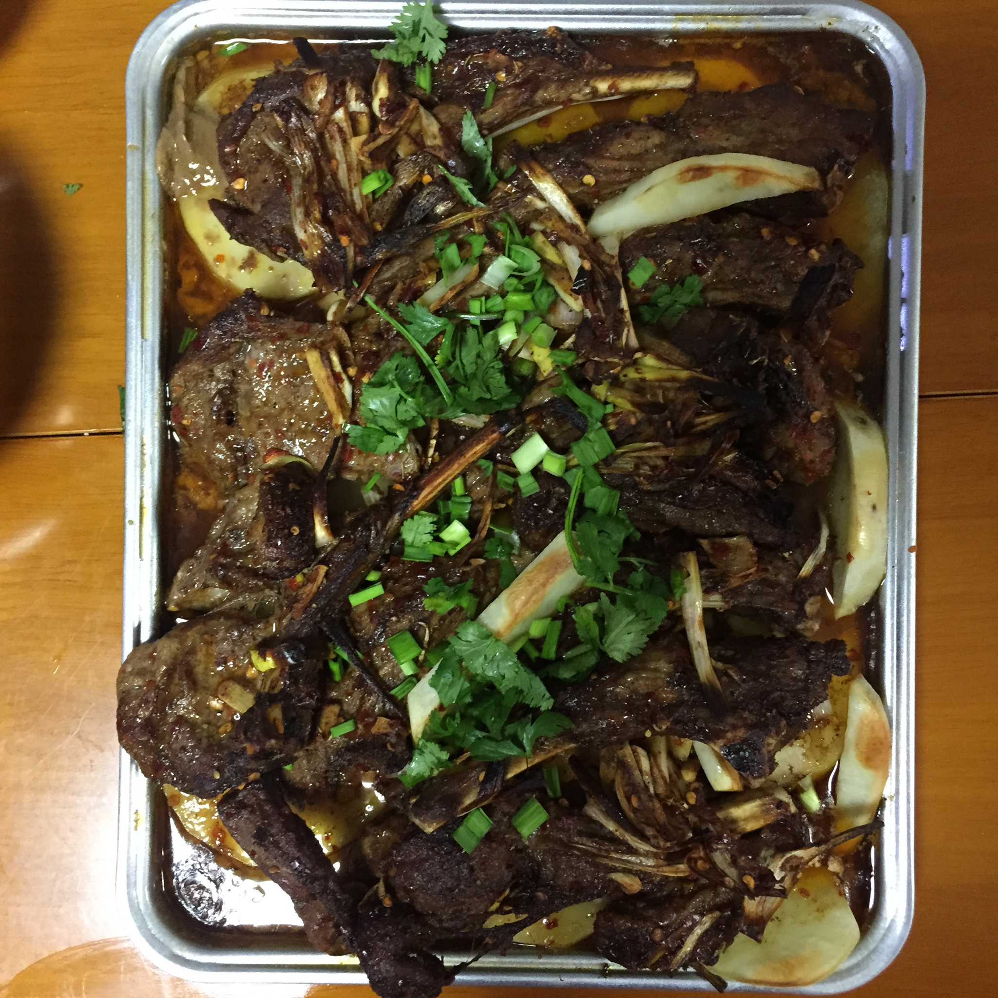 孜然羊排烤土豆